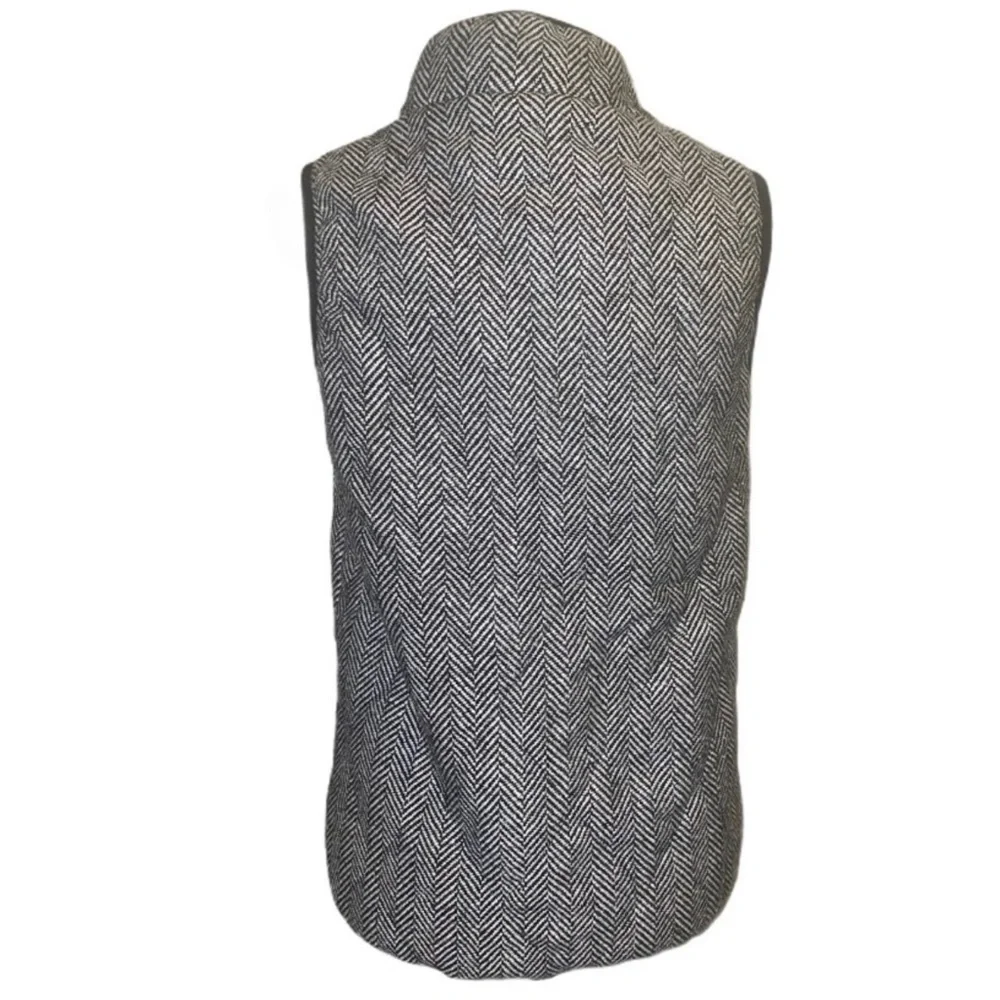 BOUTIQUE ONLY Vest Black White Chevron Zip Up Vest Gold Zipper Size M